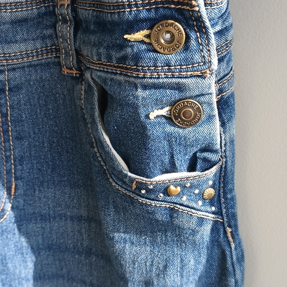 Jordache Juniors - Picture 3 of 9